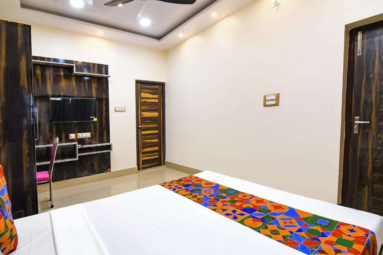 Fabhotel Sriya - City Center, Durgapur Zewnętrze zdjęcie